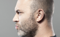 ����ѧ�ж�ͷ�Ϸ�����ò����أ�