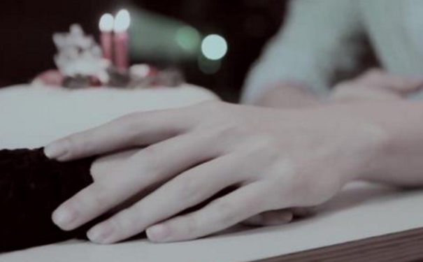 ������ͼ���ȫ��ӵ�ж����Ƶ�Ů����������أ�