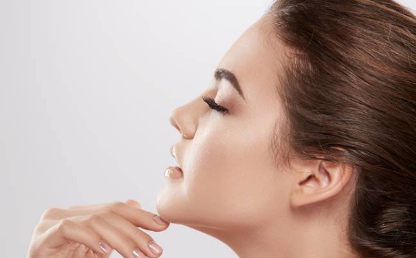 ����ͼ���ȫ������3�������Ů��������ò��Ǻܺ�