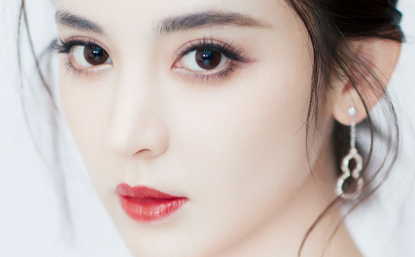 <b>������ȫ��������������Ů�����ܺ�</b>