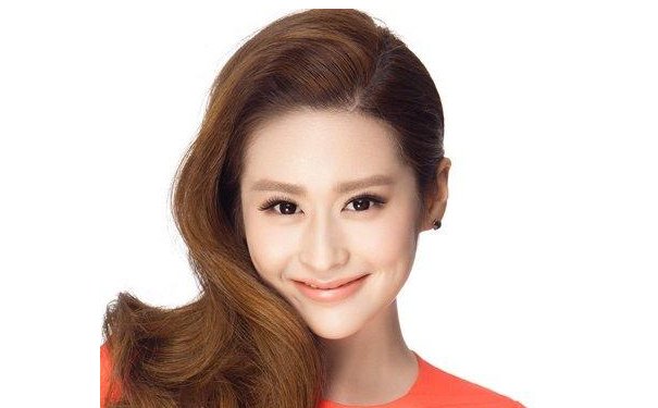 Ů�˵�����ӵ�����������Ů���ڸ������������Ķ���