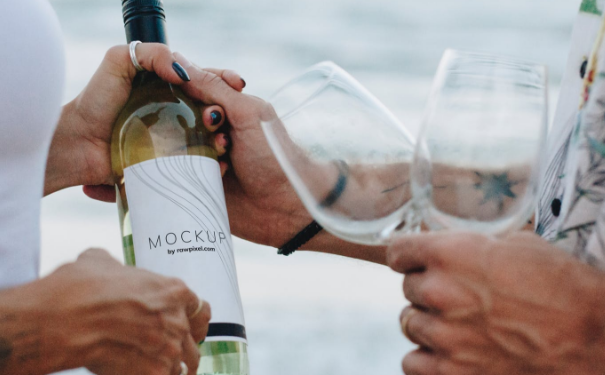 ������ȫ�鸾���������������Ů���׳�Ϊ���˵��鸾