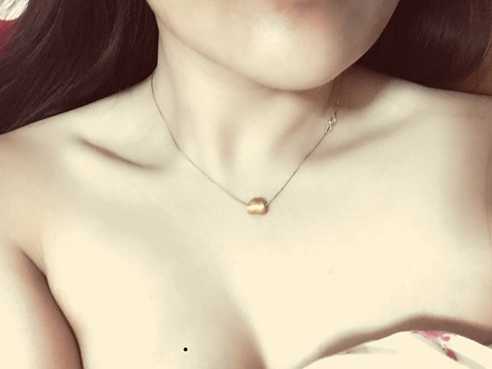 ��ǰ��������ͼ��Ů����ǰ����Ԥʾ��ʲô��
