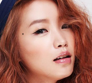 ����Ů��֮�����룬�����Ƕ��øʰ��·�
