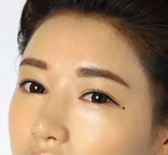 ����Ů���룬�۾���Χ����ò���