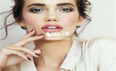 ˫�°͵�Ů������������Ľ�����ĺ��ˣ�̫������