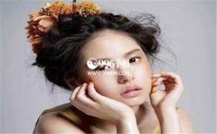 �����һ����࣬���������˺���