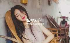 ��ô���������࿴һ��Ů�˵�����