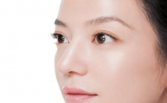 һ�������Ů��Ӧ��ӵ��������Ů������