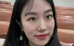 <b>Ů�˴�ü �Ը�Ƚ�ֱ�� ���з��׾��� </b>