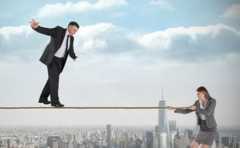 <b>��ҵ�����İ��ֻ�����Щ���� �쿴�����ڲ����� </b>