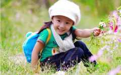 ����ĸ����������4�� ���ܰѺ���������һ�� 