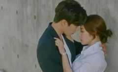 �������Ӳ����������ܼ� ���ҶԸ��鼫������ Ů������ 