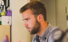 ��ɧ�������� Ů��һ�þ��Ķ� �����ǳ��� 