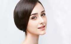 �������Ҹ���Ů�˳��� ������һ�� һ�鶼�ѵ��� 