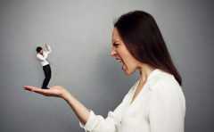 ǿ��Ů������ ��������ע����˳�� ��Ҫ�ı��Ը� 