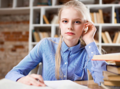 ʲô����������üβ�´�����