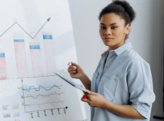 ʲô�������������һ�Ů������