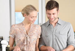 ���̿���Ե��Ե�ֵ���Ҳ�赲����  