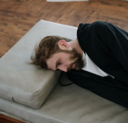 �ε�����ײ���߹ǳ�Ѫ�ķ��� �ξ�������ѧ����